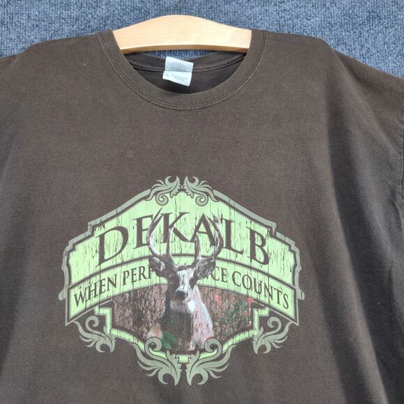 Gildan Men's Ultra Cotton Dekalb Deer Graphic T-Shirt Brown XL Short Sleeve - Picture 3 of 13